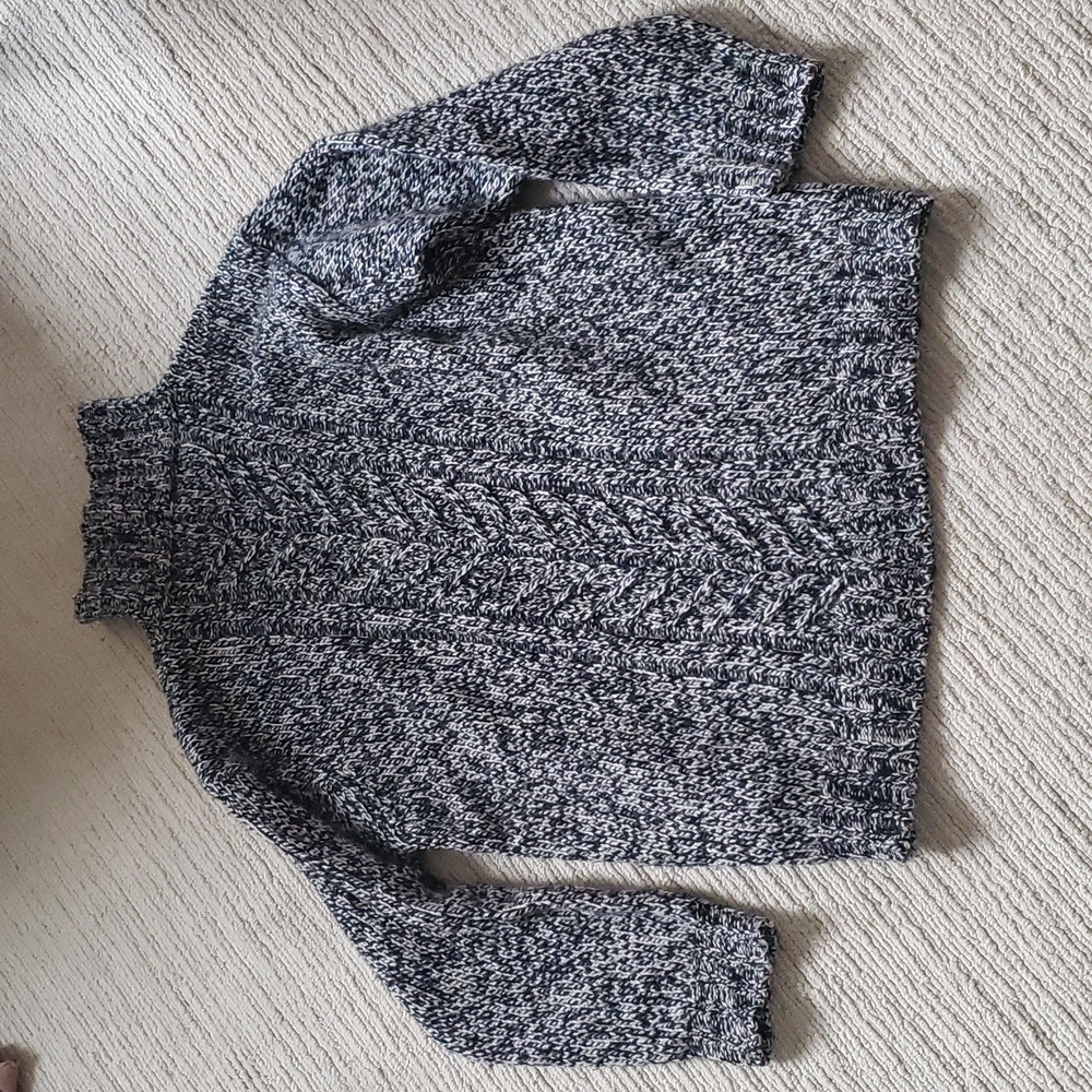 Virgin wool sweater